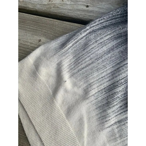 Vince Painted Ombre Knit Sweater, White/Black Soft Small Womens XXS Cashmere - Picture 3 of 5